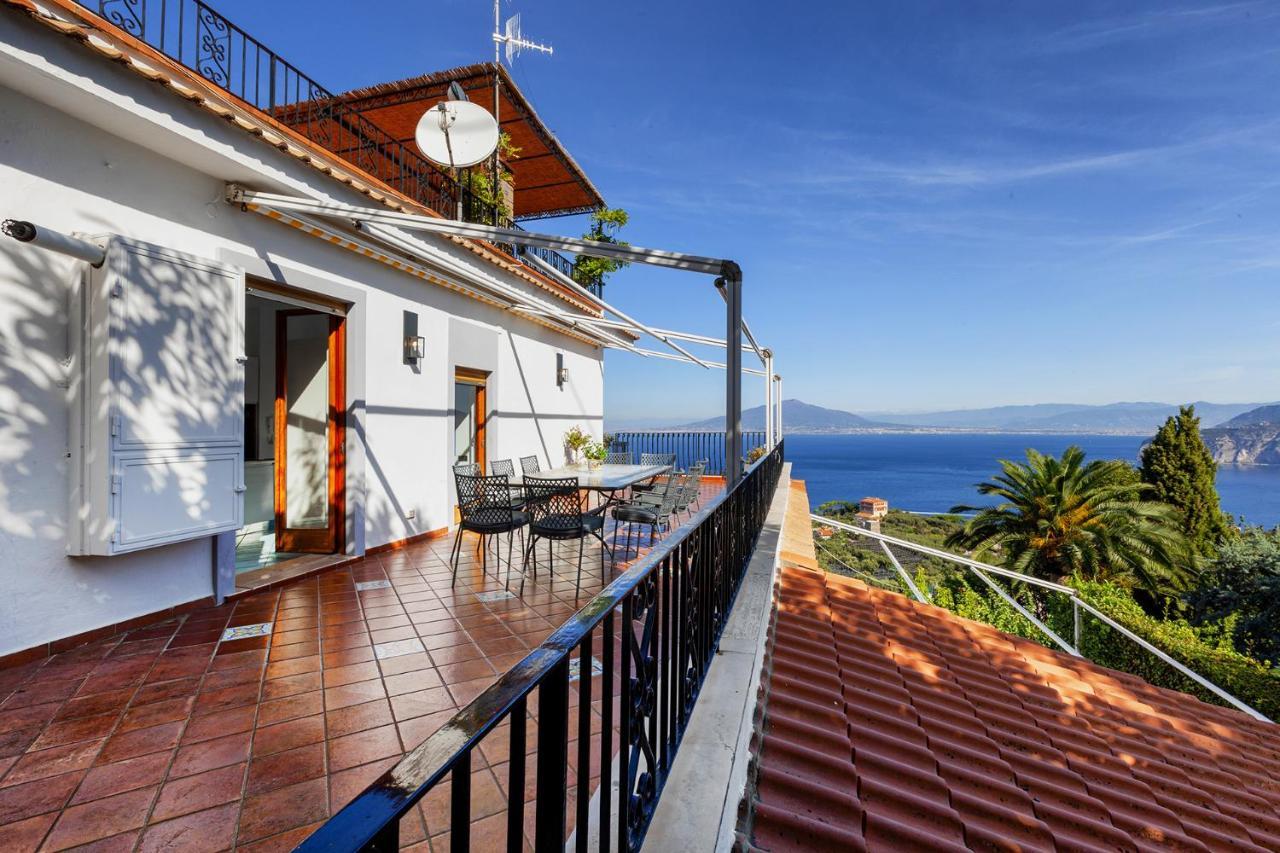 Amore Rentals - Villa Bianca 1 Sorrento Exterior photo