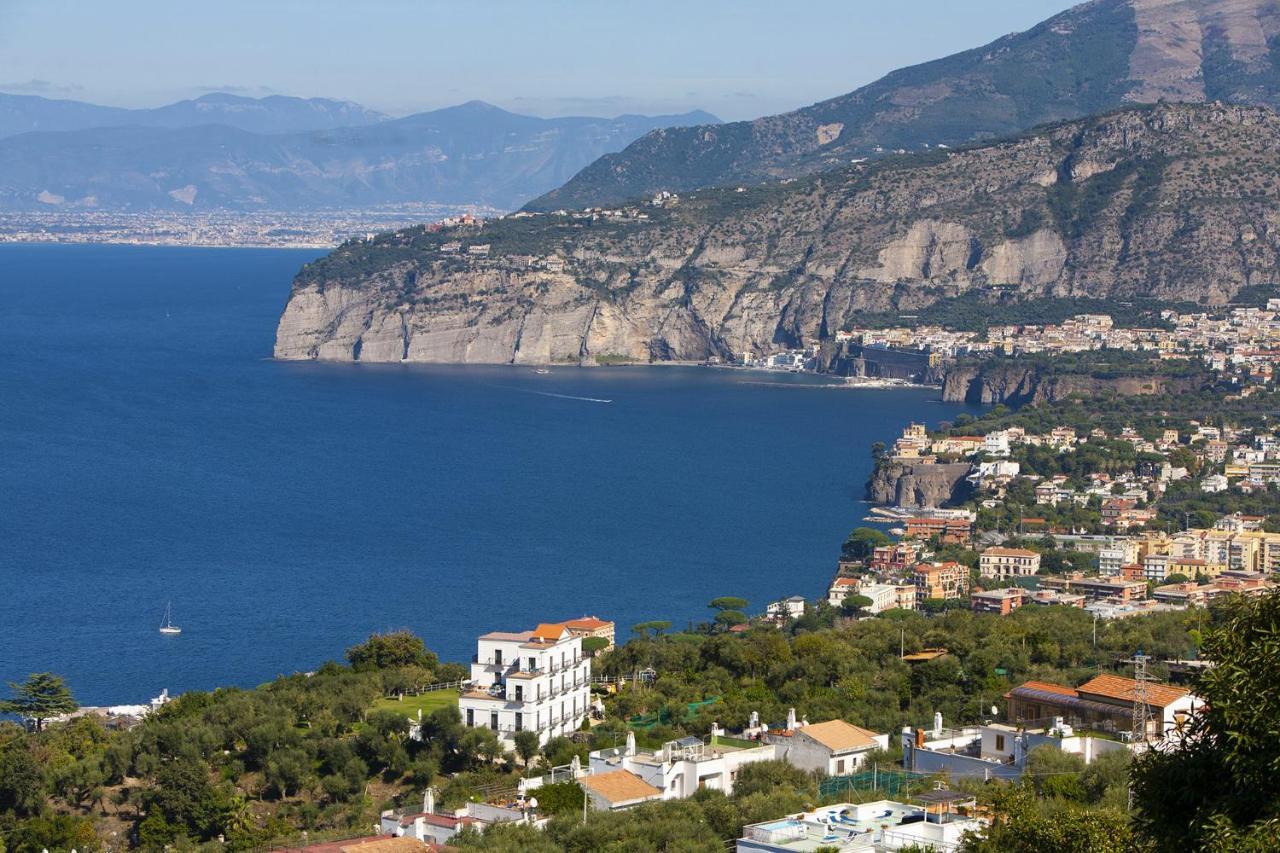 Amore Rentals - Villa Bianca 1 Sorrento Exterior photo